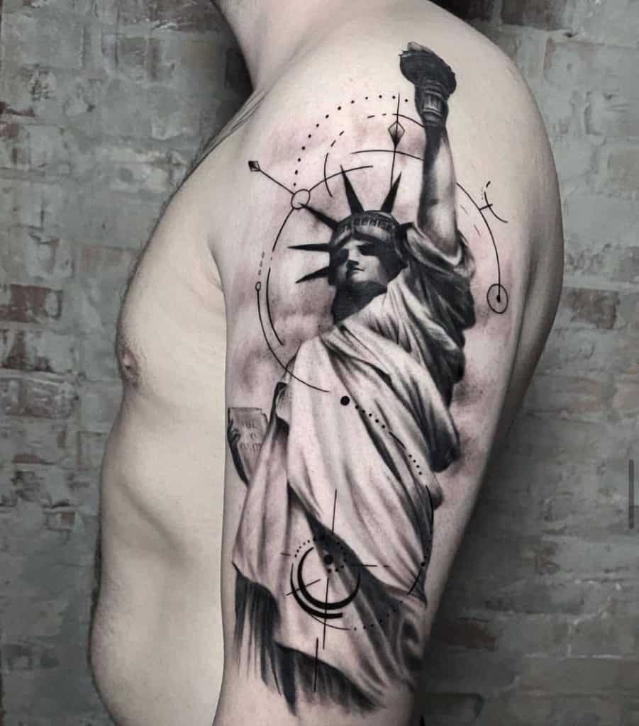 Statue de la liberté tatouage 2