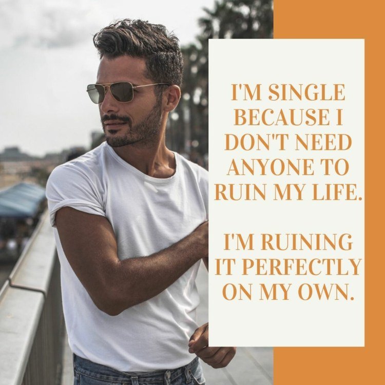 Sunt mai fericită, singură, pentru că îmi pot strica viața singură