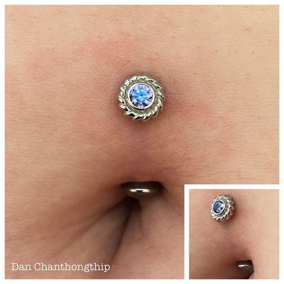 piercing plutajućeg pupka