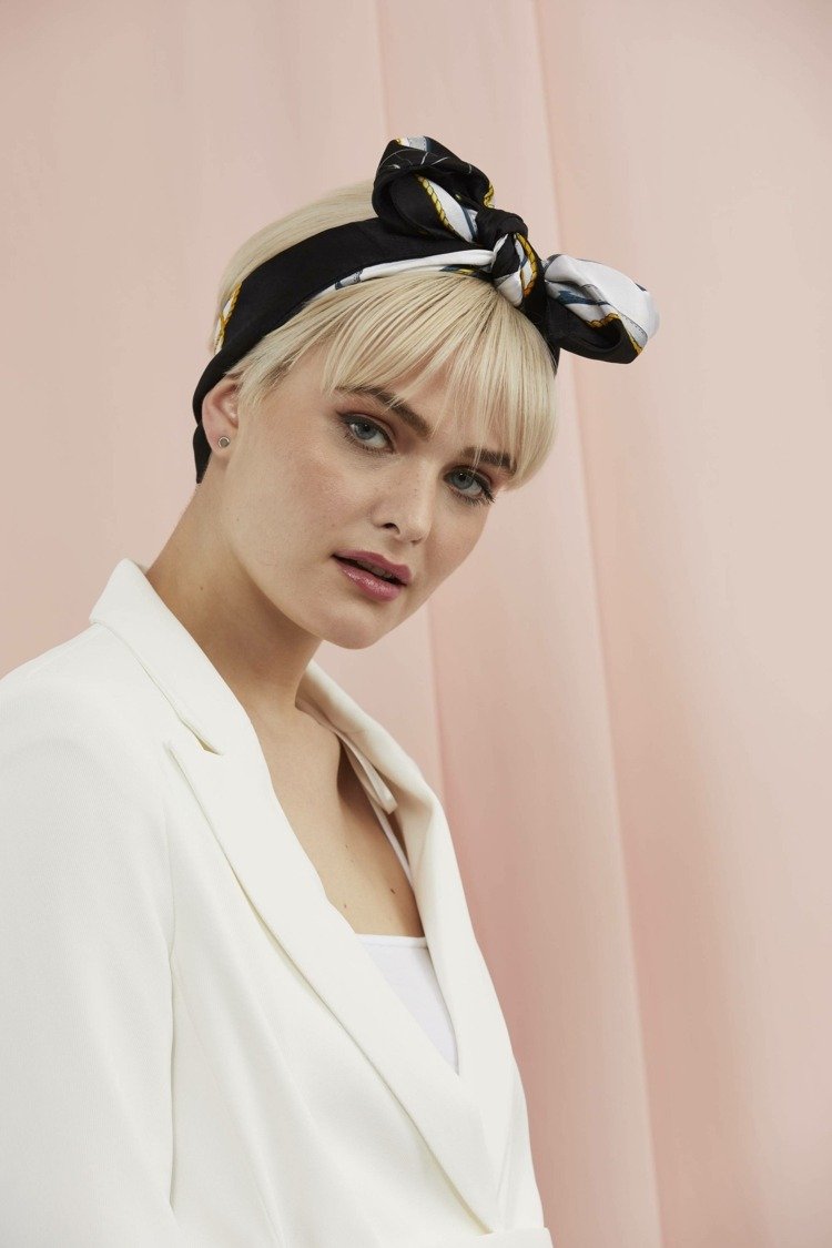 Tunsoare Pixie cu Bangs Hairband Coafuri pentru păr scurt