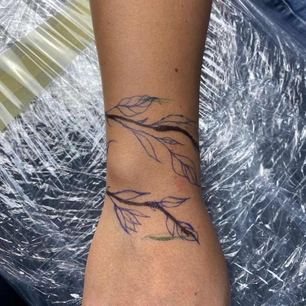 Donne del tatuaggio del polso 3