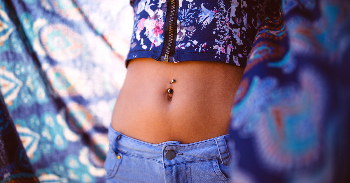 piercing all'ombelico galleggiante