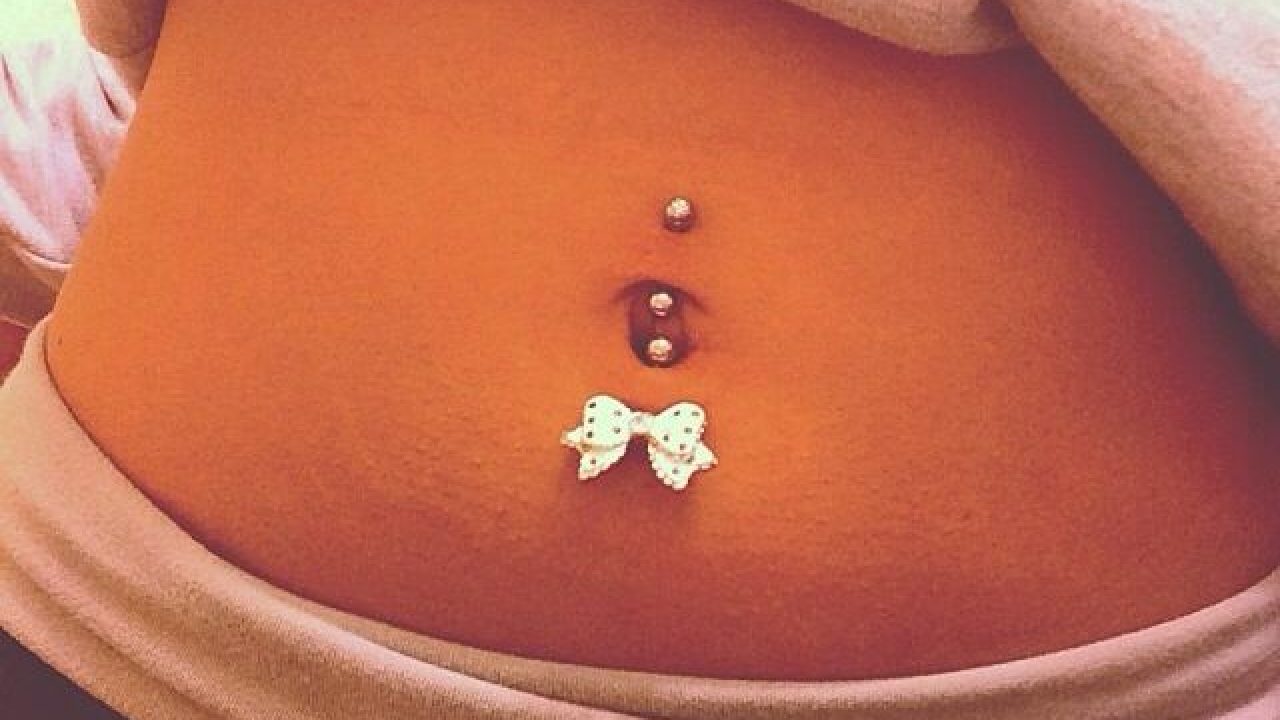 Piercing Nombril Inversé Bas