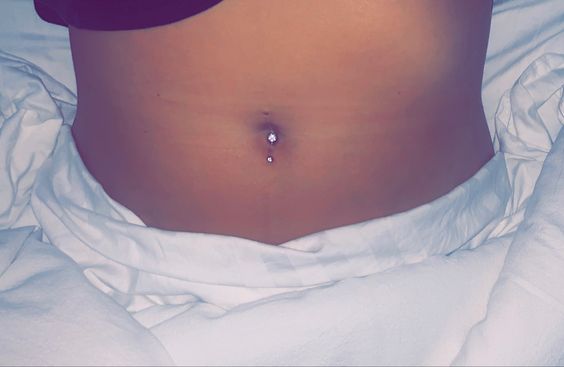 Piercing Nombril Inversé Bas