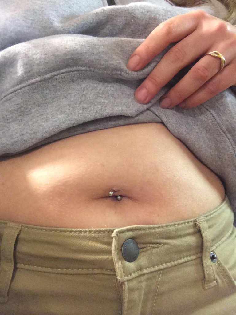 Piercing Nombril Inversé Bas