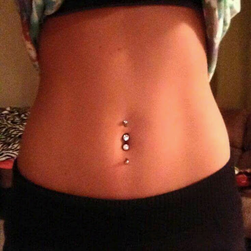 Piercing Nombril Inversé Bas