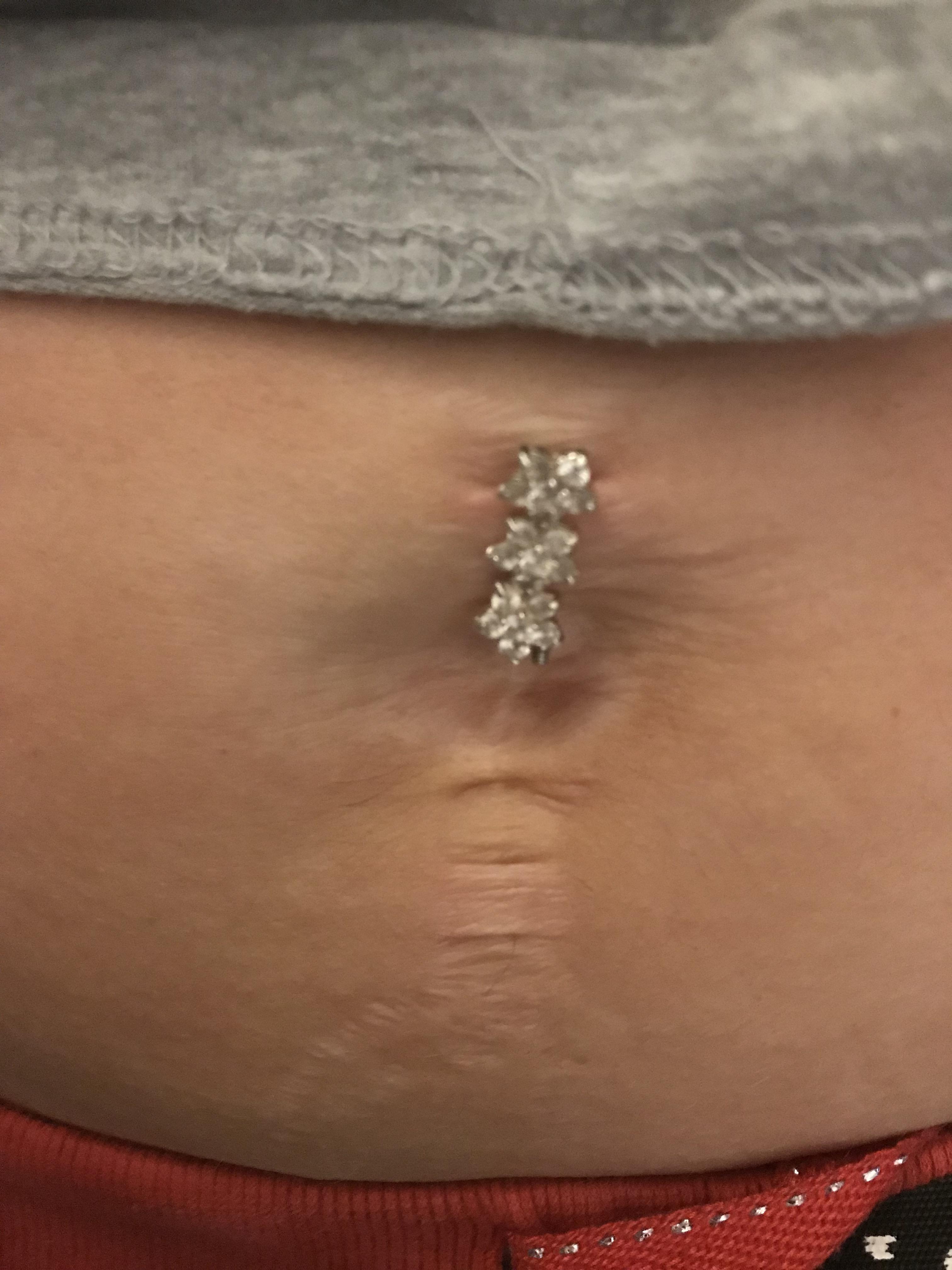 Piercing Nombril Inversé Bas