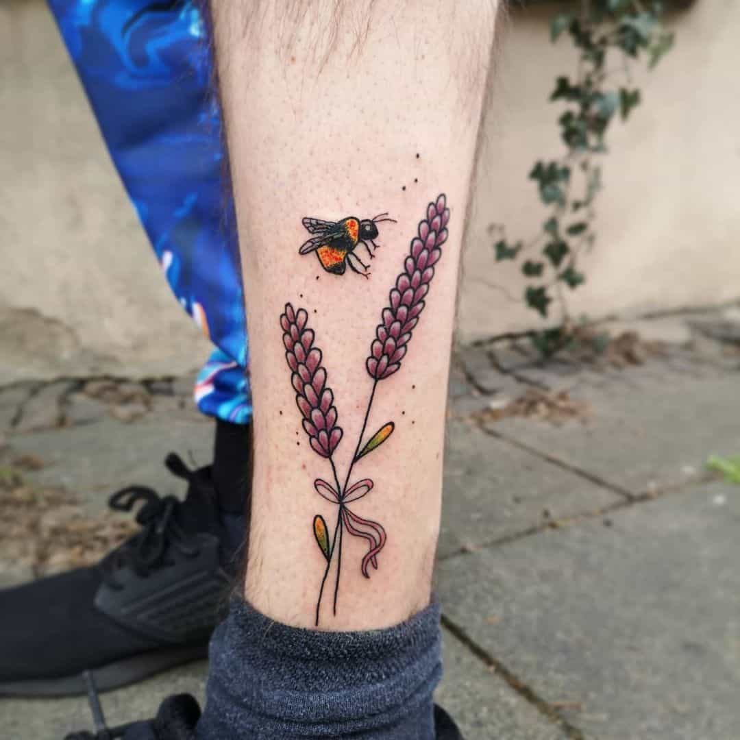 Dois lavanda e abelha