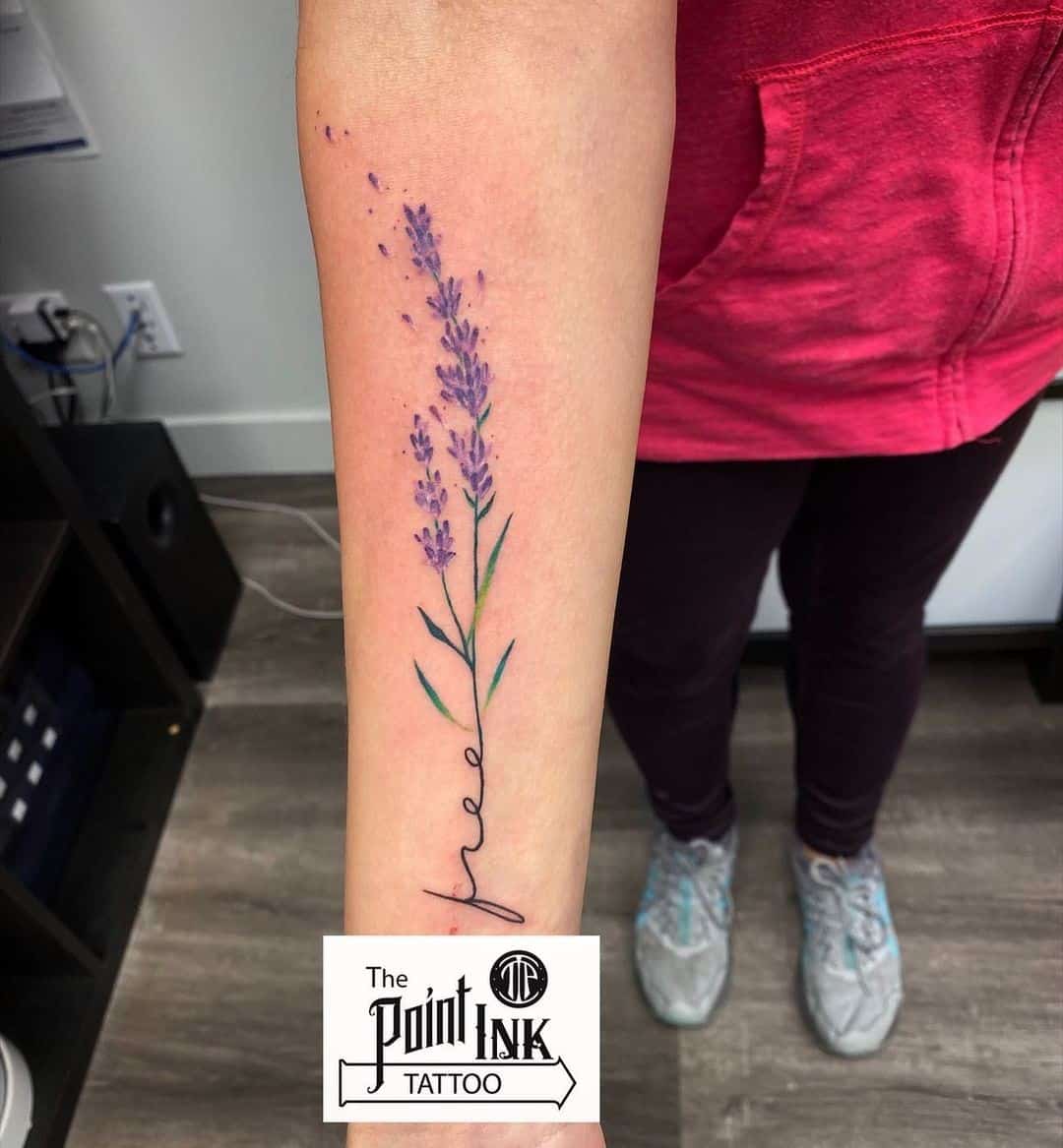 tatuagem roxa simples lavanda