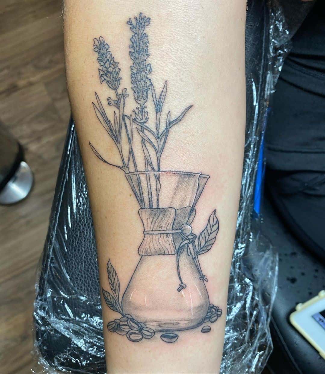 Lavanda em outra tatuagem de objeto