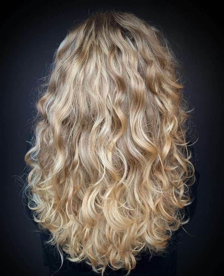 Tunsori pentru parul lung si cret tip 3