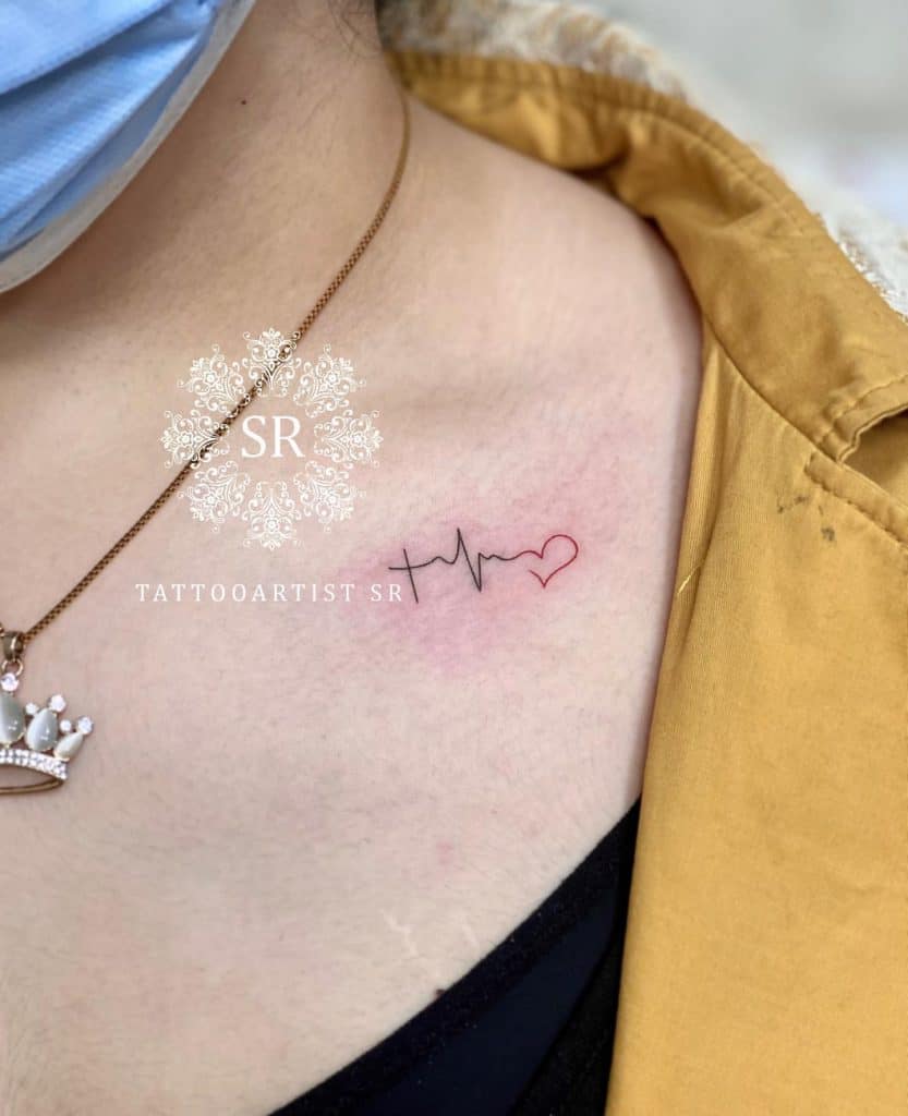 Tatouage minimaliste de battement de coeur 2
