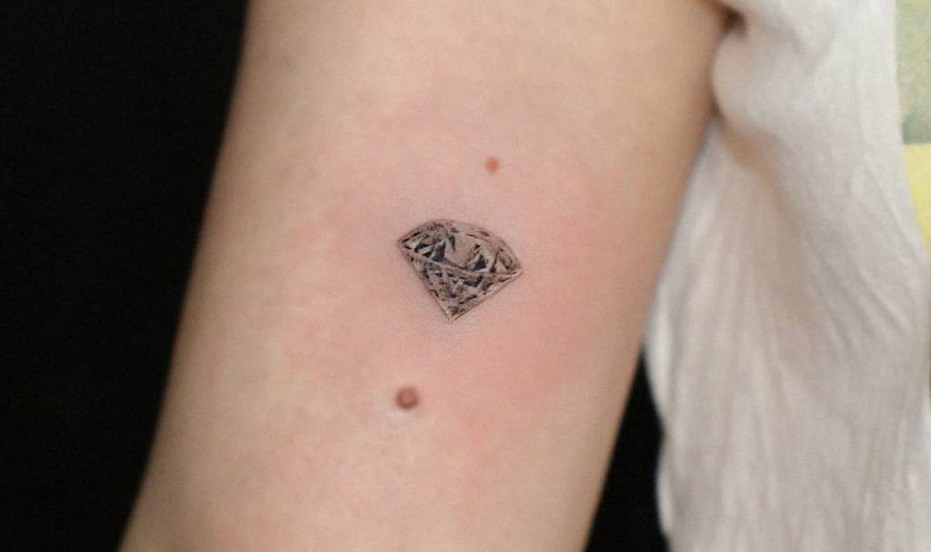 Tatouages ​​​​de diamant 2