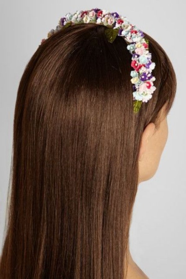 accesorii-elegante-forme-de-flori-coafuri-par-lung