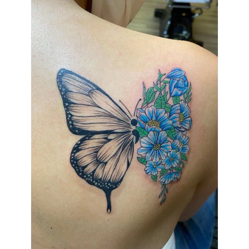 Nevjerojatna tetovaža leptira sa zarezom za žene