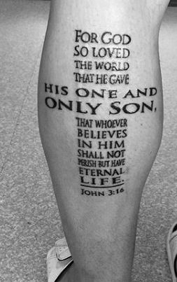 Giovanni 3:16 Versetto tatuaggio sulla gamba,