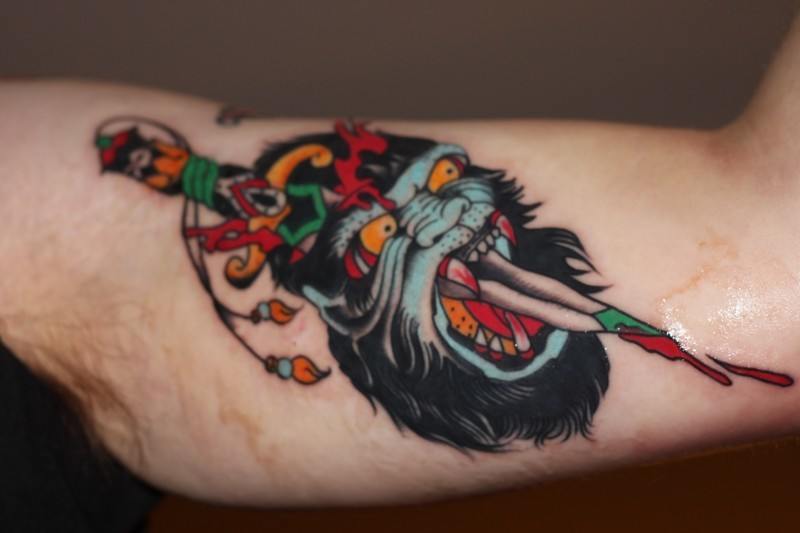 Gorilla Tattoo tetovaža glave na ruci za muškarce