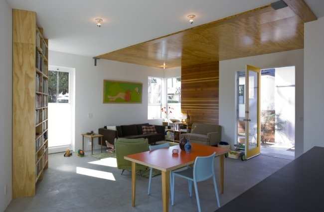 sufragerie deschisă mobilier colorat panouri suspendate din lemn living mobilier colorat panouri suspendate din lemn