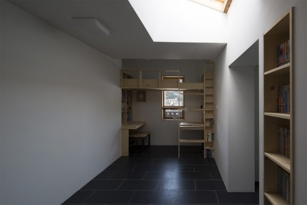 pat cu două etaje remodela arhitectura moohoi a casei vechi casă veche cu două etaje remodelată de arhitectura moohoi