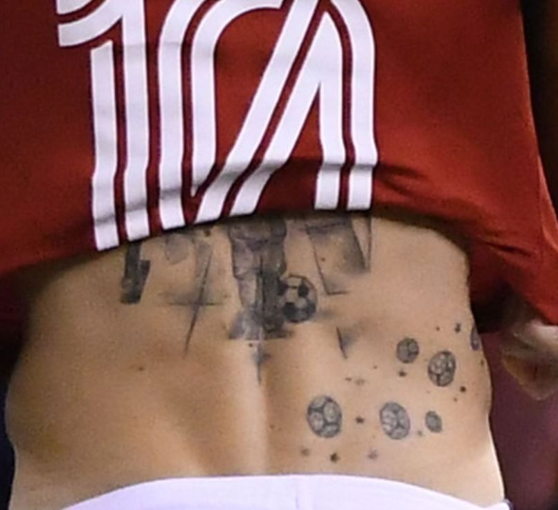 Andrés tatuagem nas costas