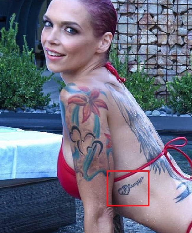 Anna Bell Peaks-Vedno-tetovaža