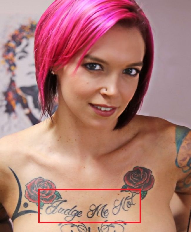 Anna Bell Peaks-Sodite mi, ne-tetovaža