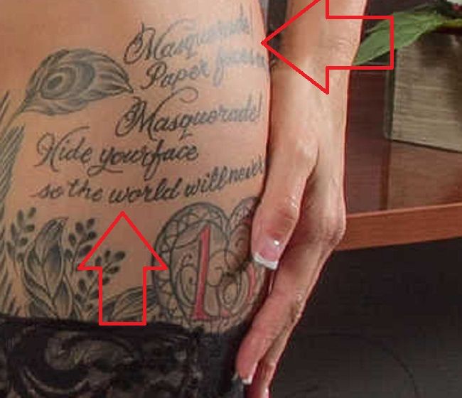 Anna Bell-tetovaža-stegno