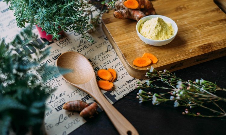 Faceți-vă mască anti rid mască de față curcumă beneficii pentru îngrijirea pielii remedii la domiciliu