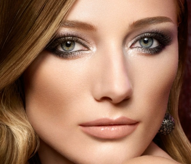 ochi colorati creion kohl și creion de ochi contur-ochi-mai inchis-pentru-par-blond