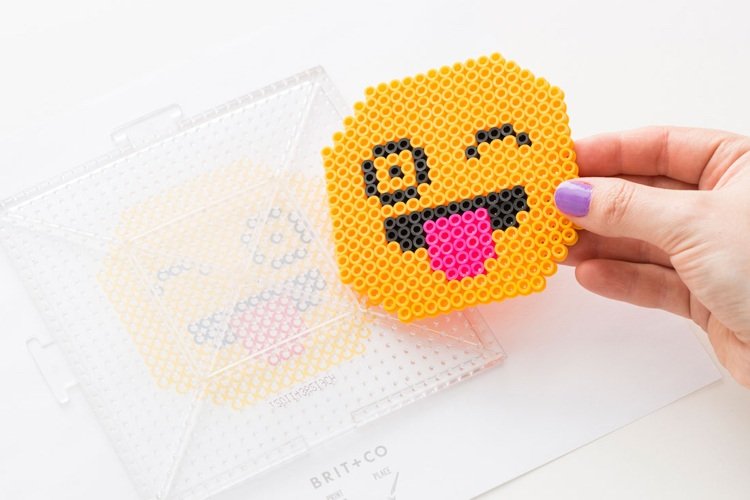 Fuzionați-margele-tinker-pătrat-aglomerat-motiv-emoji