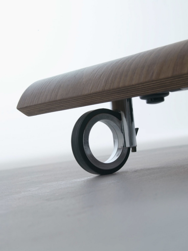 Cobra TV stand-on roți echipate cu frână Mobilă TV cu ecran plat TV Cobra cu ecran plat pe roți - echipate cu frână