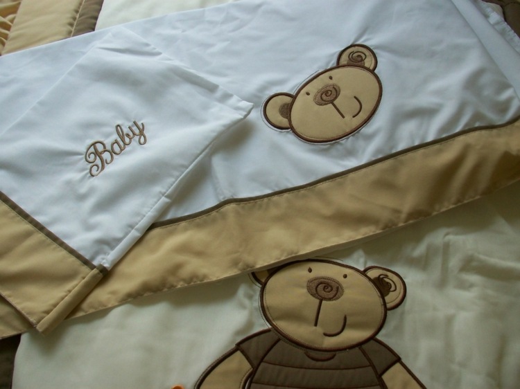 Lenjerie de pat pentru bebeluși cu simbolul ursului tată Lenjerie de pat pentru bebeluși-cu-Papa-Bear