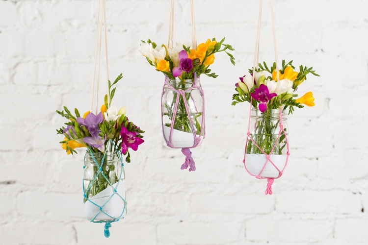Borcane cu gem pe masa de Paști - aranjamente florale elegante Idei meșteșugărești-Paște-2015-borcane cu gem