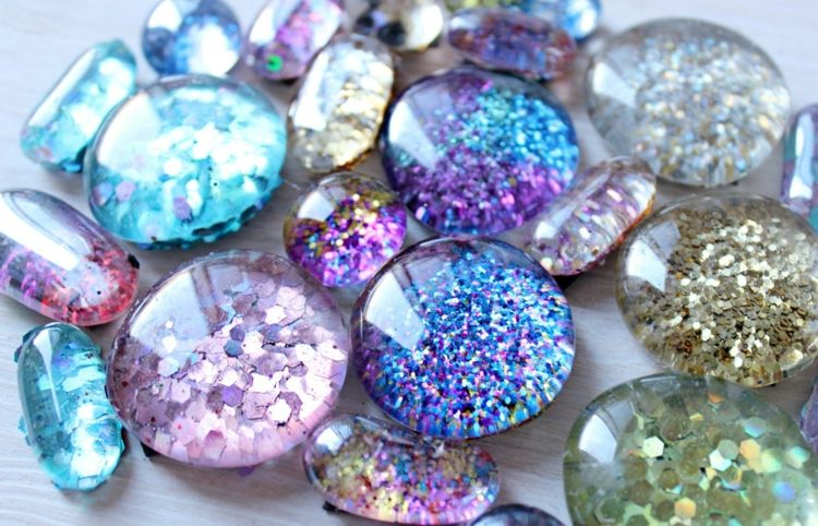 Artizanat cu pietre de sticlă și sclipici pietre-de-sticlă-sclipici-pietre-mugle-pietre-simple-inspirație