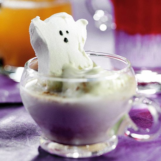 ciocolată fierbinte petrecere de Halloween fantomă de marshmallow ciocolată fierbinte petrecere de Halloween marshmallow în formă de fantomă