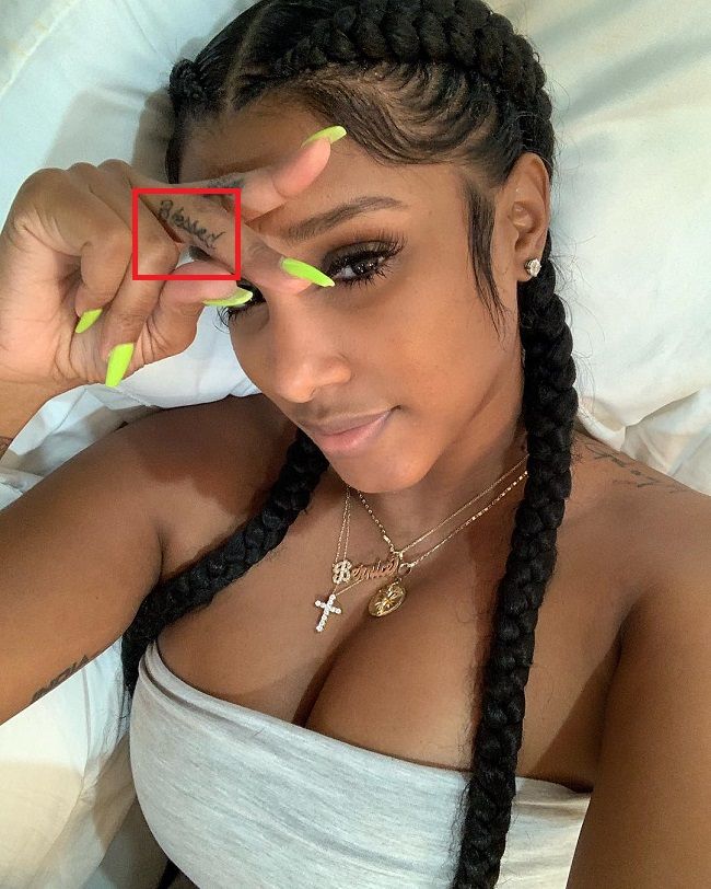 Bernice Burgos palaiminta tatuiruotė