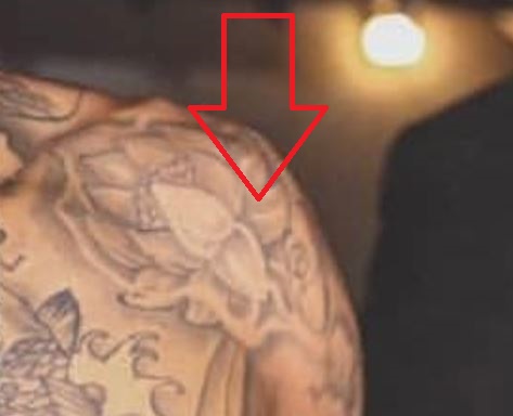 Tatouage Lotus Blueface