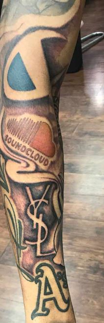 Tatouage bras droit Blueface