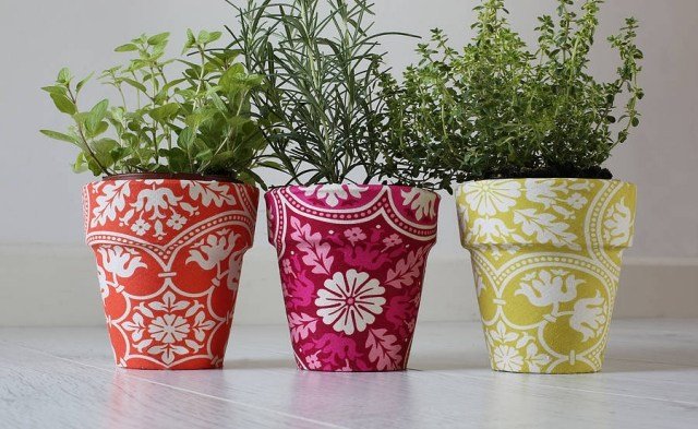 ghivece de flori decorează idei țesături ierburi colorate Ghivece de flori decorați-vă idei țesături ierburi colorate