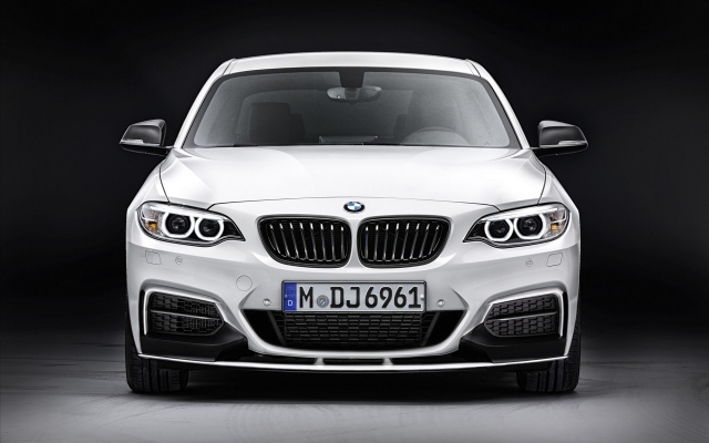 BMW Seria 2 Coupé 2014 față 3 BMW Coupe 2014 față 3
