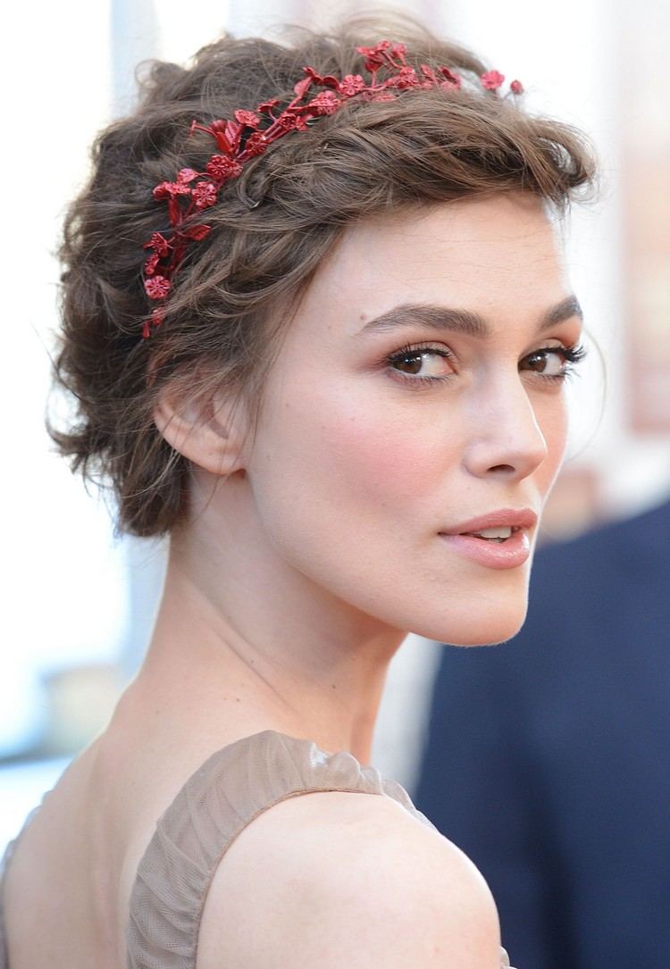 Coafuri Boho pentru păr scurt Pixie Cut 2021