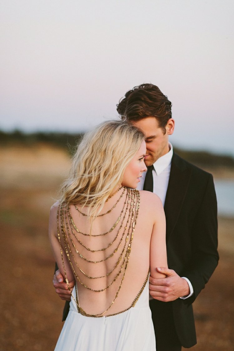 spate bijuterii lanturi decor rochie mireasa spate vintage