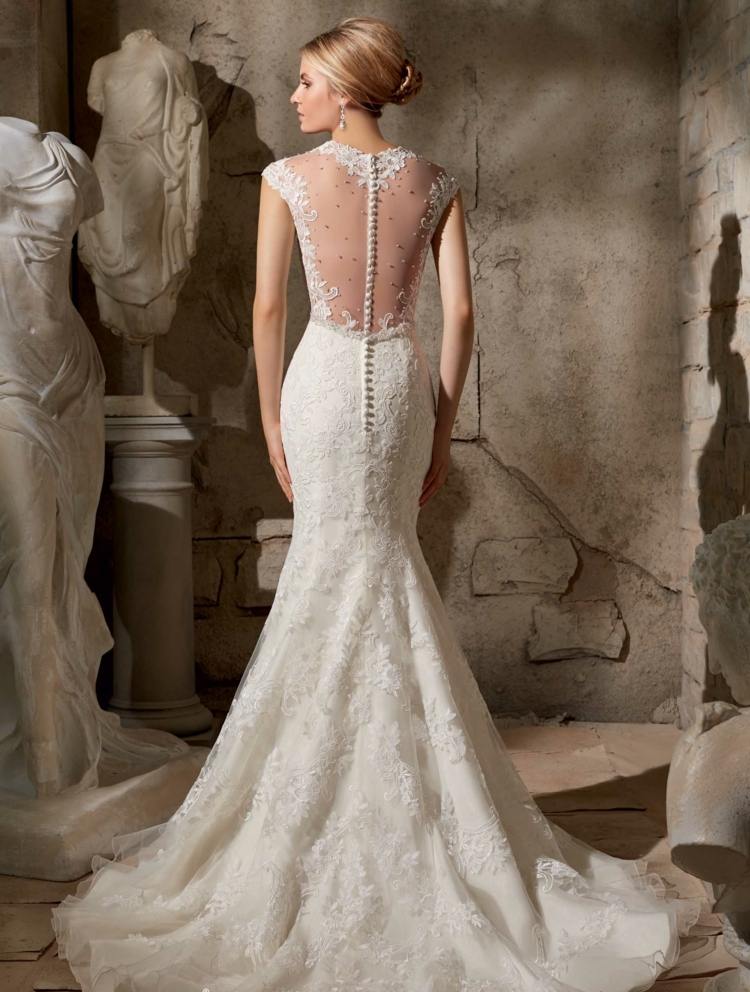 rochie de mireasa nud spate design butoane nunta eleganta