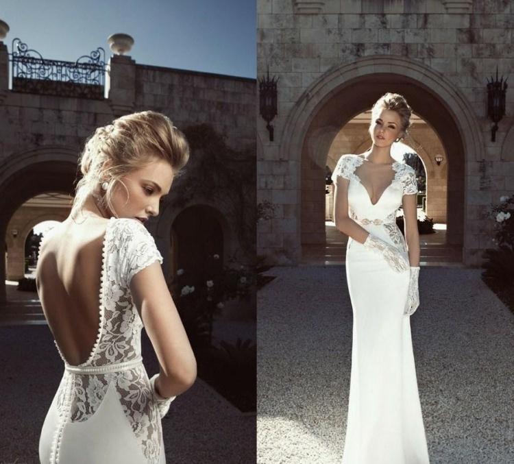 rochie de mireasa-accent-spate-spate-elegant-dantela-perla-manusi-figura-imbratisare