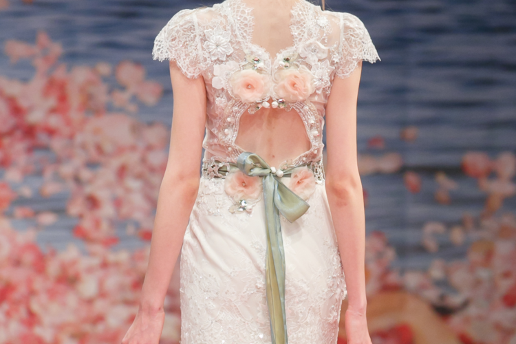 rochie trandafir maneca dantela verde rochie de mireasa spate