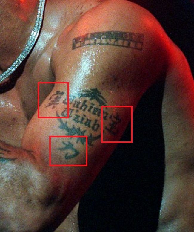 Bustos kairės rankos tatuiruotė