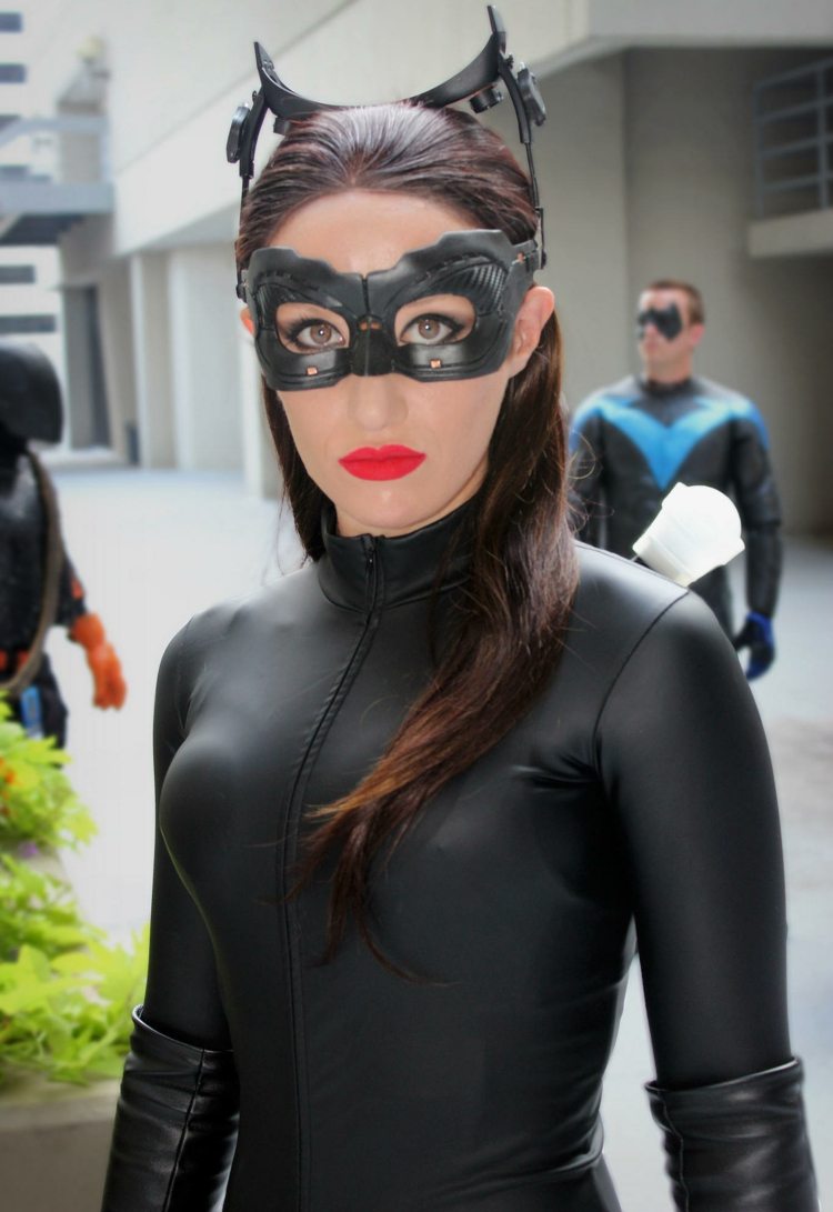 costum-halloween-carnaval-adult-catwoman
