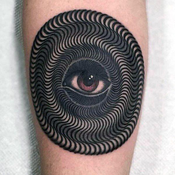 Kružni dizajn tetovaža na jedno oko