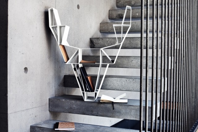 raft de cărți design linii de metal alb cap de cerb raft de proiectare de sine stătător linii de metal alb cap de cerb