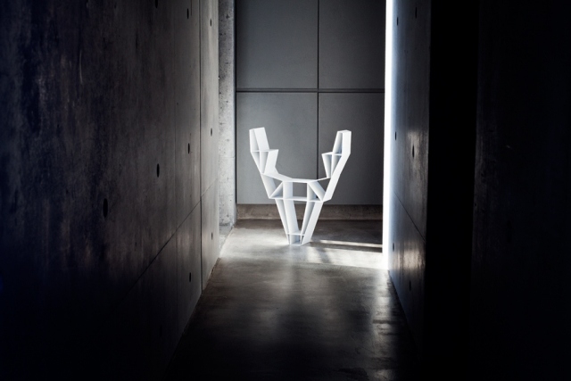 Bedesign raft de cărți metal alb în formă de cap de cerb pat design raft metalic alb stand liber